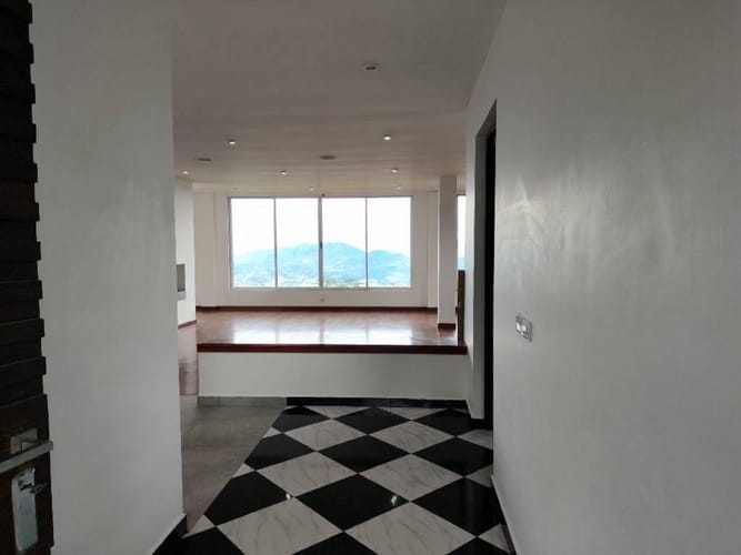 Casa de 4 alcobas en venta en Centro Alto, Sopó, 419 m² · foto 4 de 24