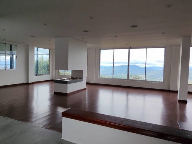 Casa de 4 alcobas en venta en Centro Alto, Sopó, 419 m² · foto 5 de 24