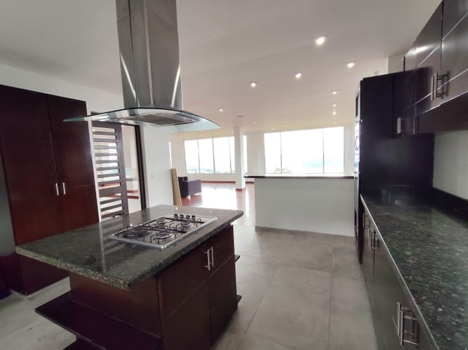 Casa de 4 alcobas en venta en Centro Alto, Sopó, 419 m² · foto 10 de 24