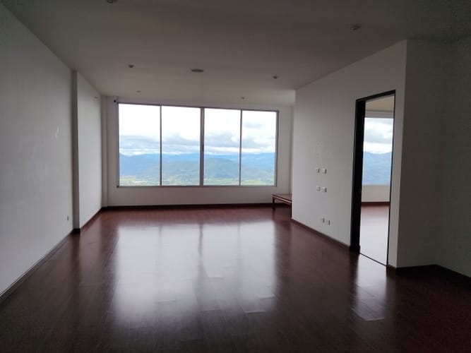 Casa de 4 alcobas en venta en Centro Alto, Sopó, 419 m² · foto 16 de 24