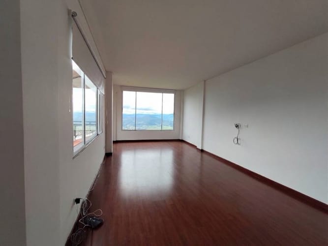 Casa de 4 alcobas en venta en Centro Alto, Sopó, 419 m² · foto 19 de 24