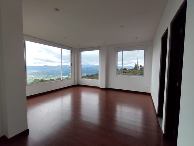 Casa de 4 alcobas en venta en Centro Alto, Sopó, 419 m² · foto 24 de 24