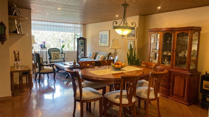 Apartamento de 2 alcobas en venta en Santa Barbara Central, Bogotá, 96 m² · foto 2 de 17
