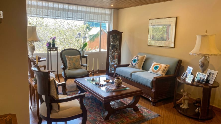 Apartamento de 2 alcobas en venta en Santa Barbara Central, Bogotá, 96 m² · foto 3 de 17