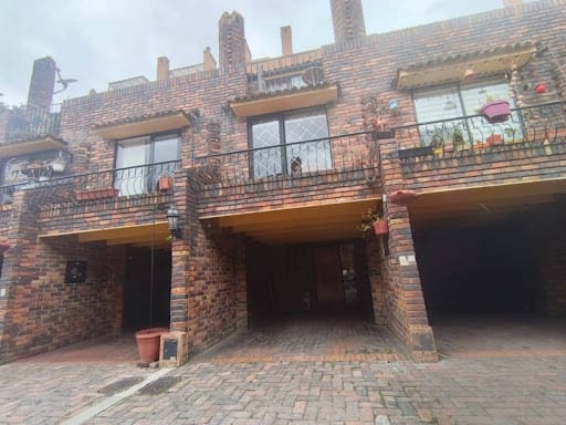 Casa de 3 alcobas en venta en Los Cedros, Bogotá, 110 m² · foto 2 de 20