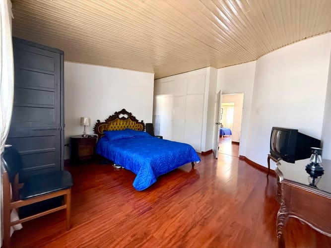 Casa de 4 alcobas en venta en Pontevedra, Bogotá, 240 m² · foto 4 de 18