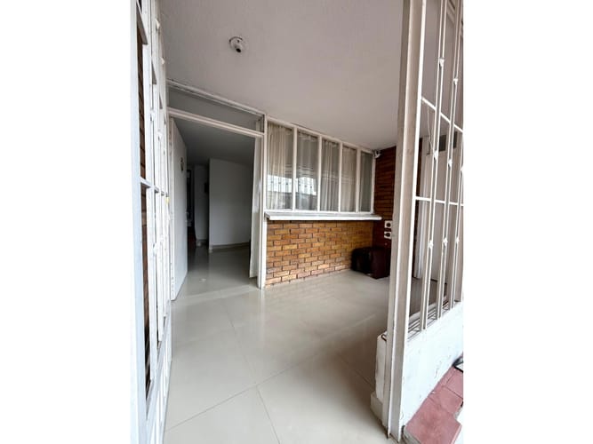 Casa de 4 alcobas en venta en Pontevedra, Bogotá, 240 m² · foto 5 de 18
