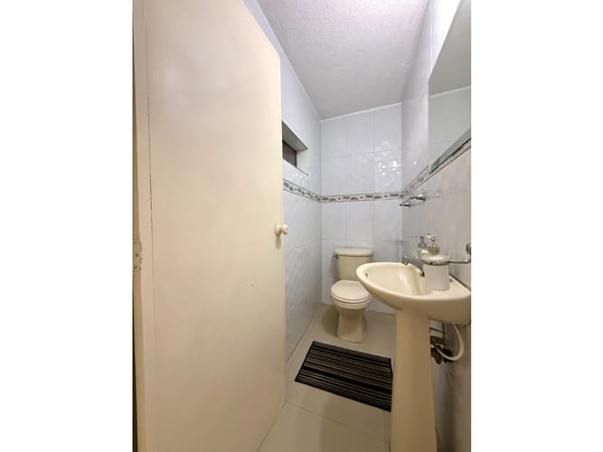 Casa de 4 alcobas en venta en Pontevedra, Bogotá, 240 m² · foto 11 de 18