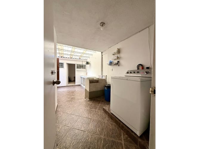Casa de 4 alcobas en venta en Pontevedra, Bogotá, 240 m² · foto 13 de 18