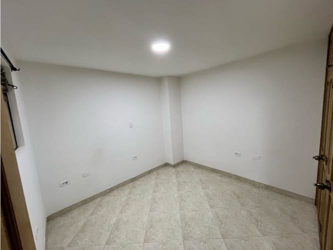 Apartamento de 3 alcobas en arriendo en El Dorado, Envigado, 138 m² · foto 16 de 16