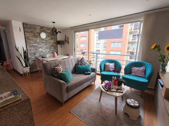 Apartamento de 3 alcobas en venta en Santa Teresa, Bogotá, 73 m² · foto 2 de 14