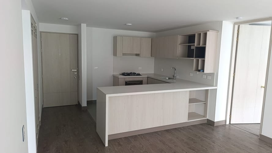 Apartamento de 2 alcobas en venta en Lagos De Torca, Bogotá, 65 m² · foto 2 de 10