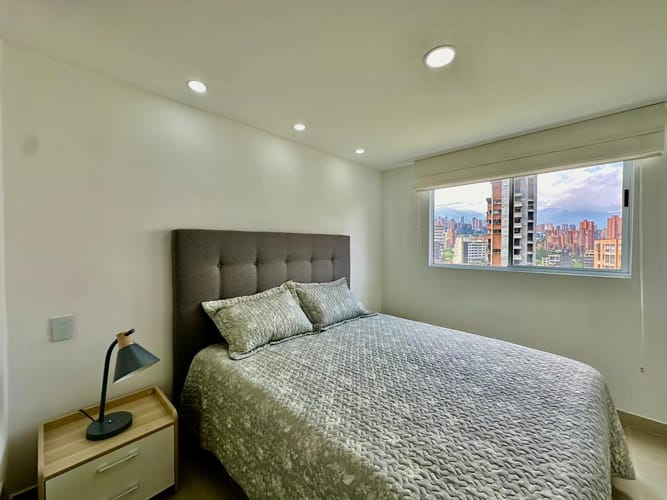 Apartaestudio en arriendo en El Poblado, Medellín, 47 m² · foto 8 de 14