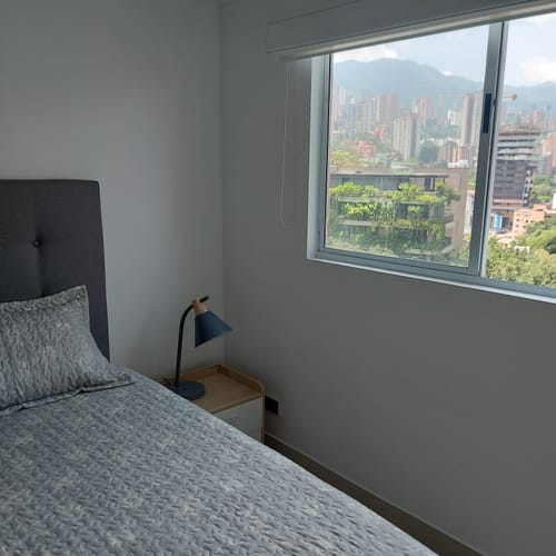 Apartaestudio en arriendo en El Poblado, Medellín, 47 m² · foto 10 de 14