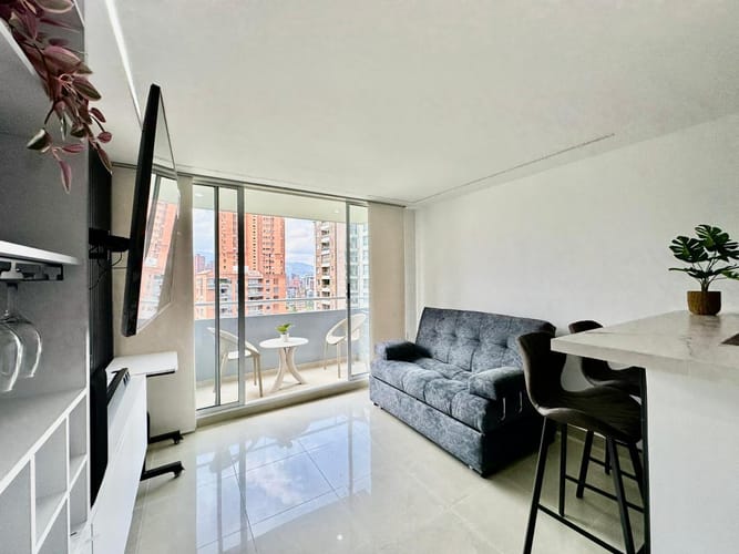 Apartaestudio en arriendo en El Poblado, Medellín, 47 m² · foto 11 de 14