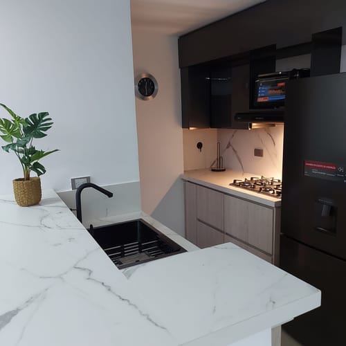 Apartaestudio en arriendo en El Poblado, Medellín, 47 m² · foto 13 de 14