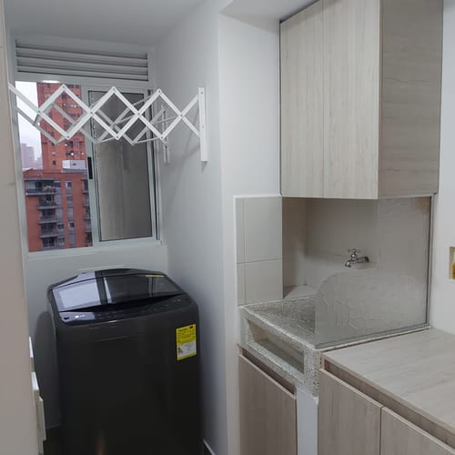 Apartaestudio en arriendo en El Poblado, Medellín, 47 m² · foto 14 de 14