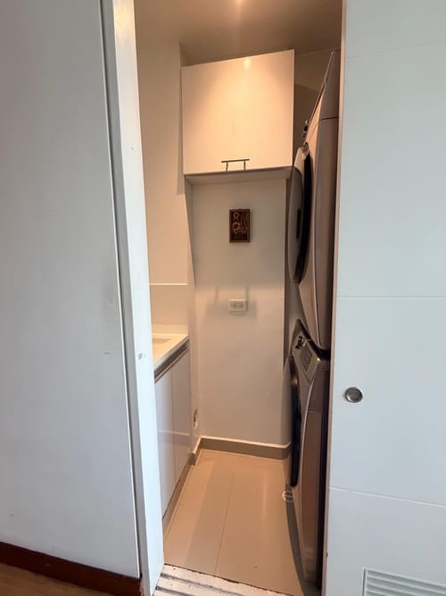 Apartamento de 3 alcobas en venta en Santa Barbara, Bogotá, 87 m² · foto 3 de 19