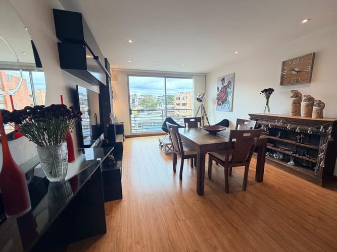 Apartamento de 3 alcobas en venta en Santa Barbara, Bogotá, 87 m² · foto 6 de 19