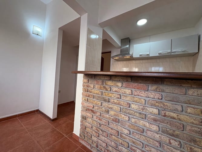 ALQUILER APARTAMENTO 1 DORMITORIO COCHERA PATIO EN LA CRUZ DE CARRASCO · Foto 7