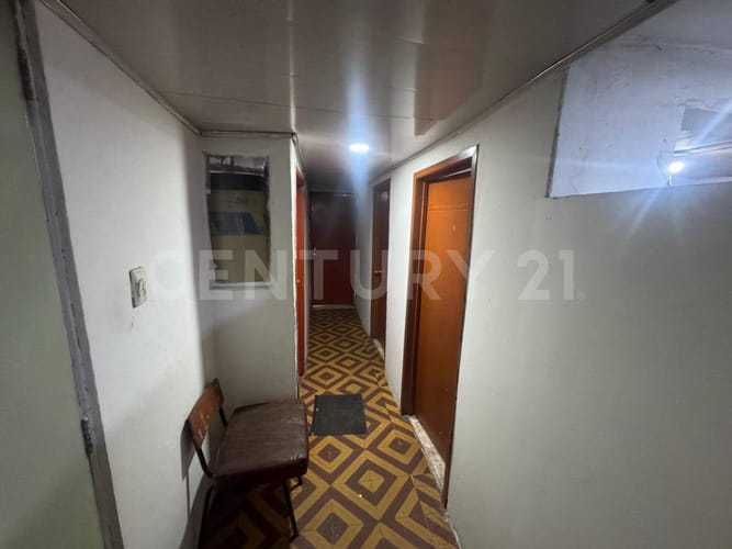 Casa de 10 alcobas en venta en Carvajal, Bogotá, 540 m² · foto 5 de 7