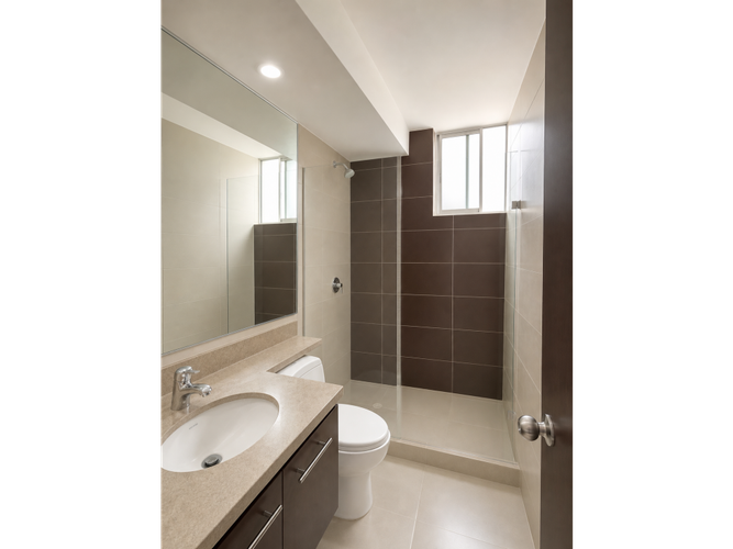 Apartamento de 2 alcobas en venta en La Uribe, Bogotá, 78 m² · foto 2 de 23