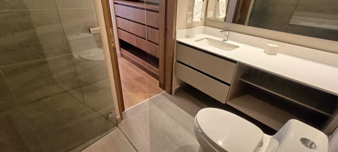 Apartamento de 1 alcoba en venta en Chico Norte, Bogotá, 58 m² · foto 12 de 24