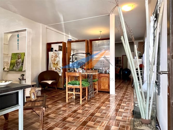 Alquiler Local Comercial 70 m² en Tres Cruces! · Foto 1