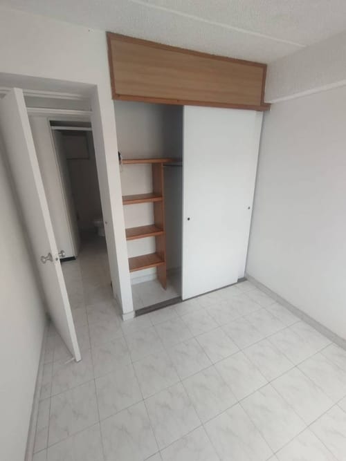 Apartamento de 3 alcobas en arriendo en Hayuelos, Bogotá, 54 m² · foto 14 de 18