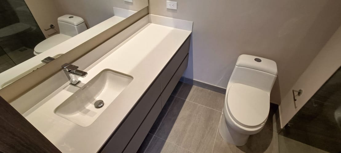 Apartaestudio en venta en Chico Norte, Bogotá, 52 m² · foto 15 de 24
