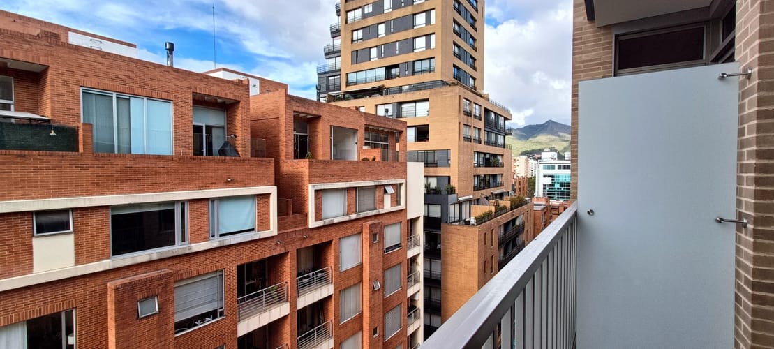 Apartaestudio en venta en Chico Norte, Bogotá, 52 m² · foto 9 de 24