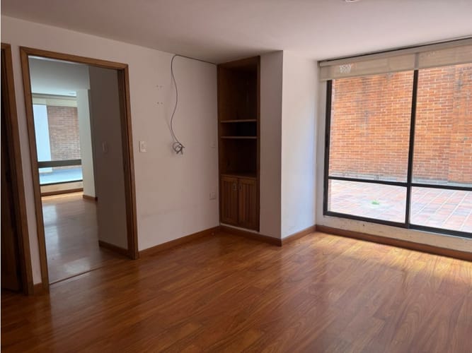 Apartamento de 3 alcobas en arriendo en Chico, Bogotá, 221 m² · foto 13 de 17