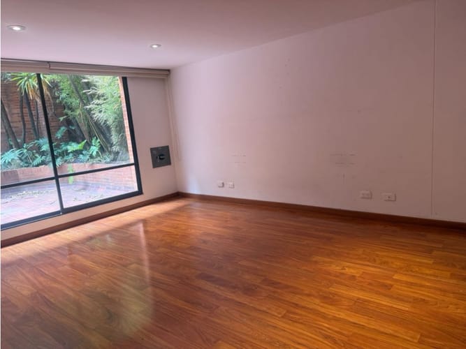 Apartamento de 3 alcobas en arriendo en Chico, Bogotá, 221 m² · foto 17 de 17