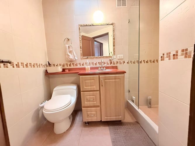 Apartamento de 3 alcobas en venta en Acevedo Tejada, Bogotá, 129 m² · foto 9 de 11