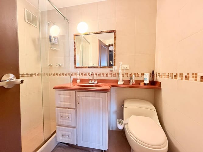 Apartamento de 3 alcobas en venta en Acevedo Tejada, Bogotá, 129 m² · foto 8 de 11
