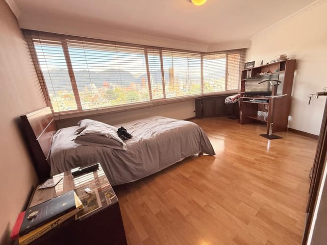Apartamento de 3 alcobas en venta en Acevedo Tejada, Bogotá, 129 m² · foto 6 de 11