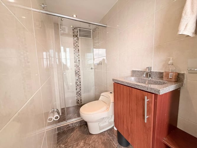 Apartamento de 3 alcobas en venta en Acevedo Tejada, Bogotá, 129 m² · foto 10 de 11