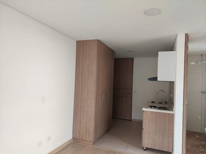 Apartaestudio en arriendo en Quinta Paredes, Bogotá, 23 m² · foto 6 de 14
