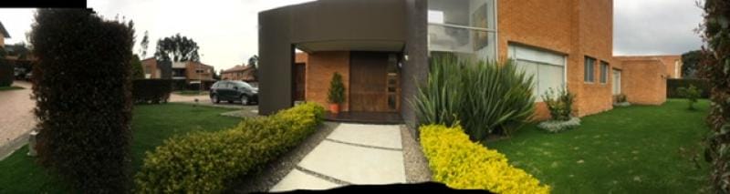 Casa de 3 alcobas en venta en San Simón, Bogotá, 350 m² · foto 2 de 17