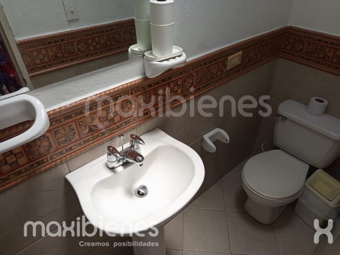 Casa de 1 alcoba en arriendo en Simon Bolivar, Medellín, 287 m² · foto 5 de 16