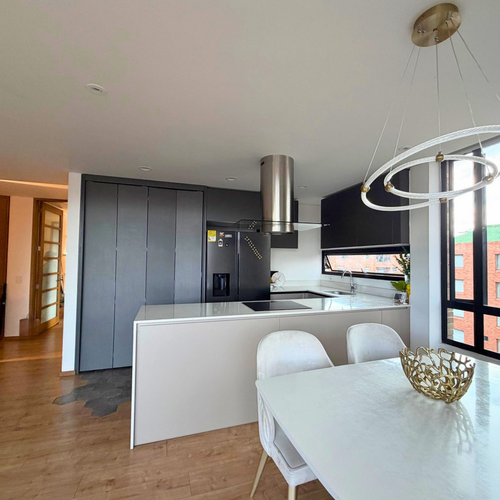 Apartamento de 2 alcobas en arriendo en Chicó Navarra, Bogotá, 105 m² · foto 5 de 24