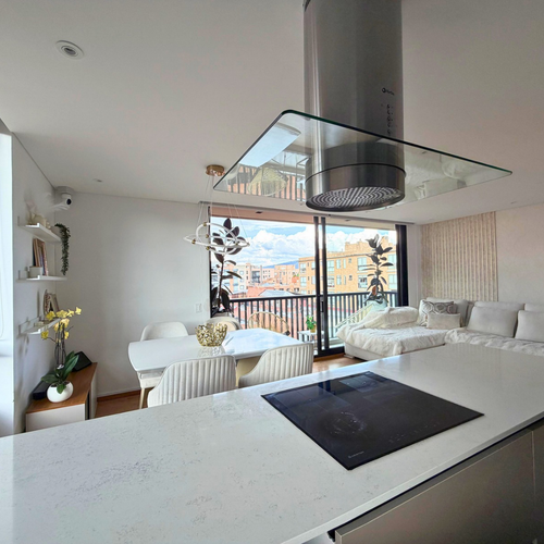 Apartamento de 2 alcobas en arriendo en Chicó Navarra, Bogotá, 105 m² · foto 3 de 24