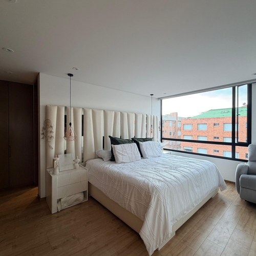 Apartamento de 2 alcobas en arriendo en Chicó Navarra, Bogotá, 105 m² · foto 19 de 24