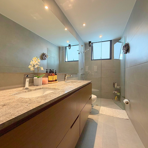 Apartamento de 2 alcobas en arriendo en Chicó Navarra, Bogotá, 105 m² · foto 21 de 24