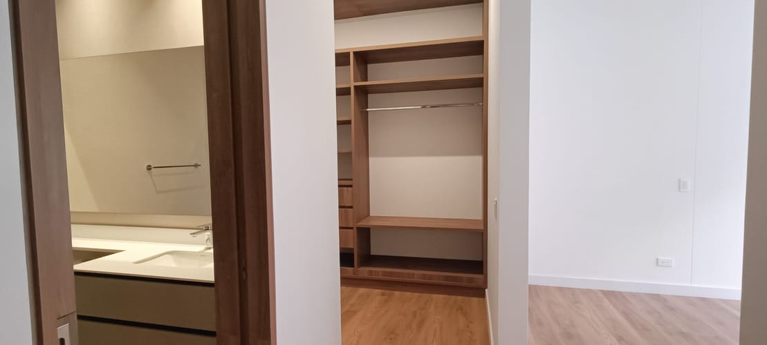 Apartamento de 3 alcobas en venta en Chico Norte, Bogotá, 168 m² · foto 10 de 24