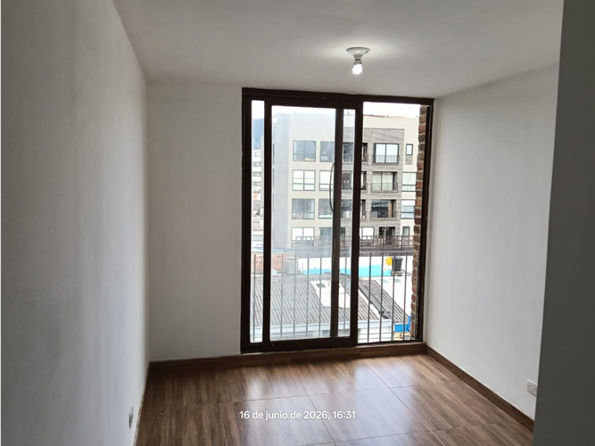 Apartamento de 3 alcobas en venta en Puente Largo, Bogotá, 66 m² · foto 2 de 9