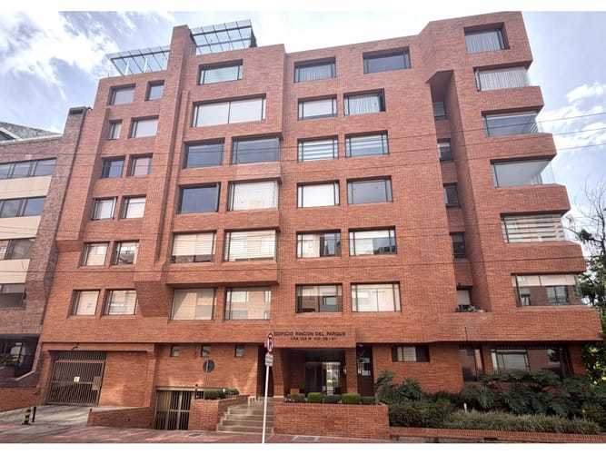 Apartamento de 2 alcobas en arriendo en Chico Norte, Bogotá, 84 m² · foto 8 de 24