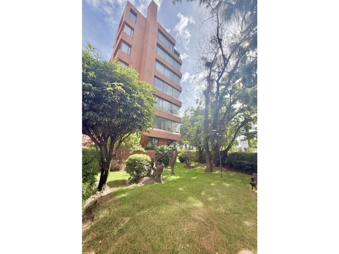 Apartamento de 2 alcobas en arriendo en Chico Norte, Bogotá, 84 m² · foto 9 de 24