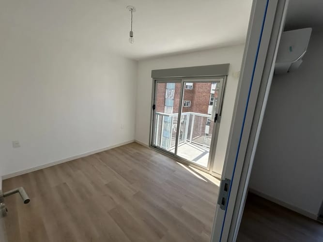 Apartamento en alquiler c/ cochera en Cordón · Foto 2