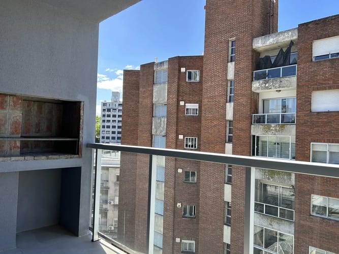 Apartamento en alquiler c/ cochera en Cordón · Foto 4